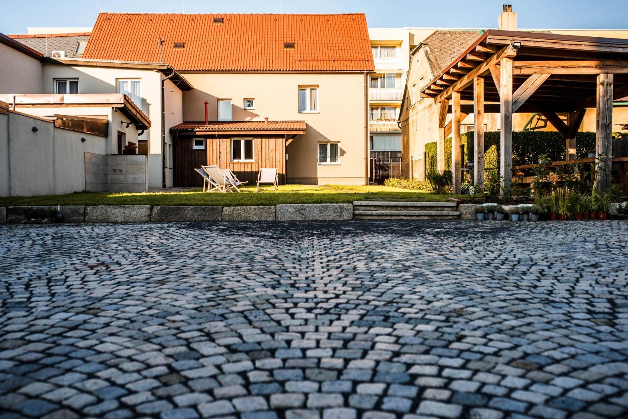 Apartmany Zeme Nove Mesto pod Smrkem Exteriér fotografie